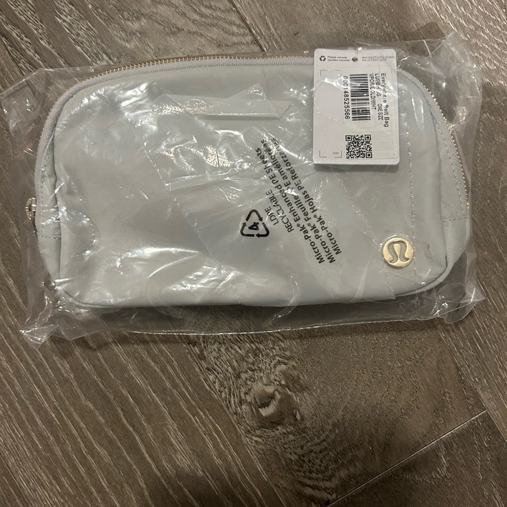 RARE Everywhere Belt Bag